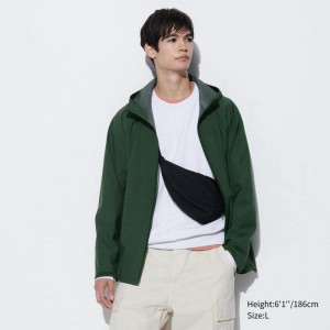 Uniqlo BLOCKTECH (3D Cut) Men Parka Olive US | ITSN-30157