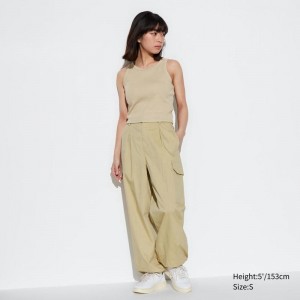 Uniqlo Easy Cargo (Short) Women Trousers Beige US | IXYS-23815