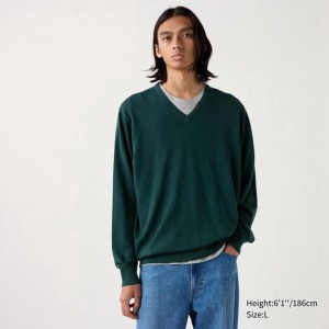 Uniqlo Merino V Neck Men Jumper Dark Green US | WNAM-58376