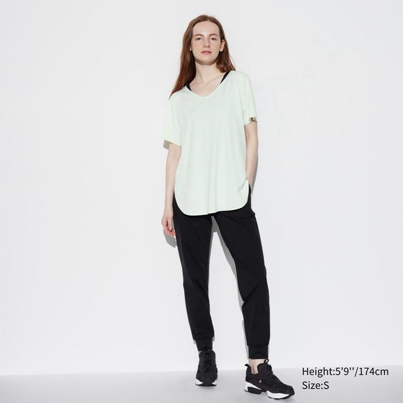 Uniqlo AIRism Seamless V Neck Longline Women T-Shirts Light Green  US |  QYLE-82970