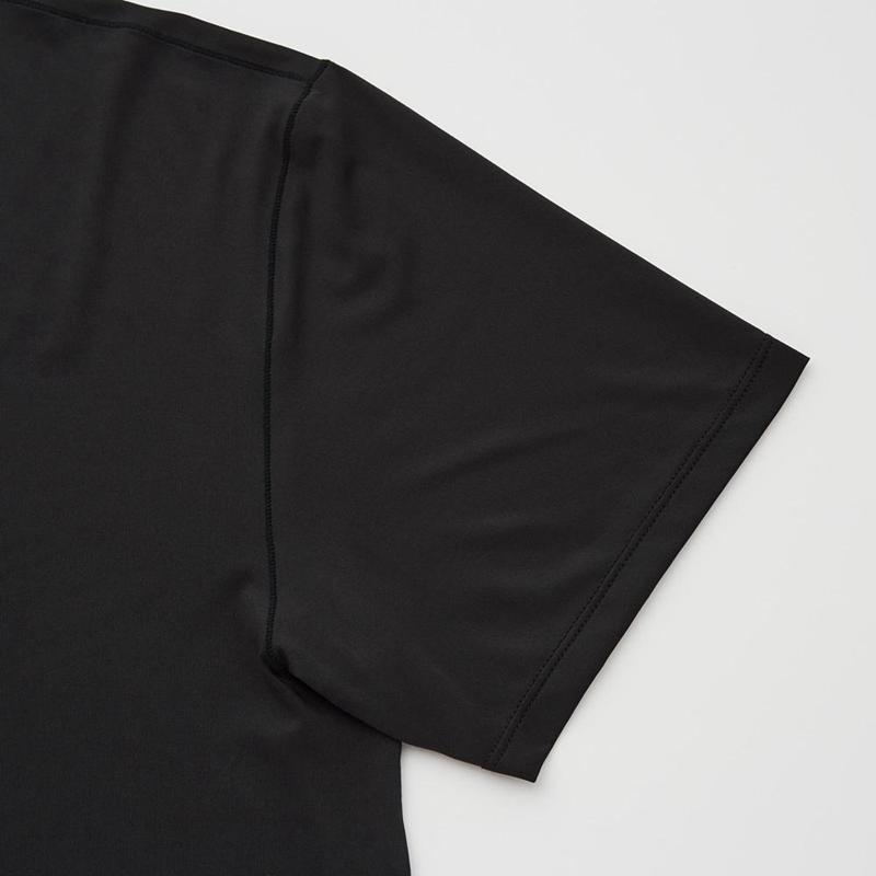 Uniqlo AIRism V Neck Men T-Shirt Black  US |  EZHW-19405