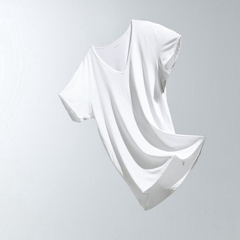 Uniqlo AIRism V Neck Men T-Shirt White  US |  FBTP-42196