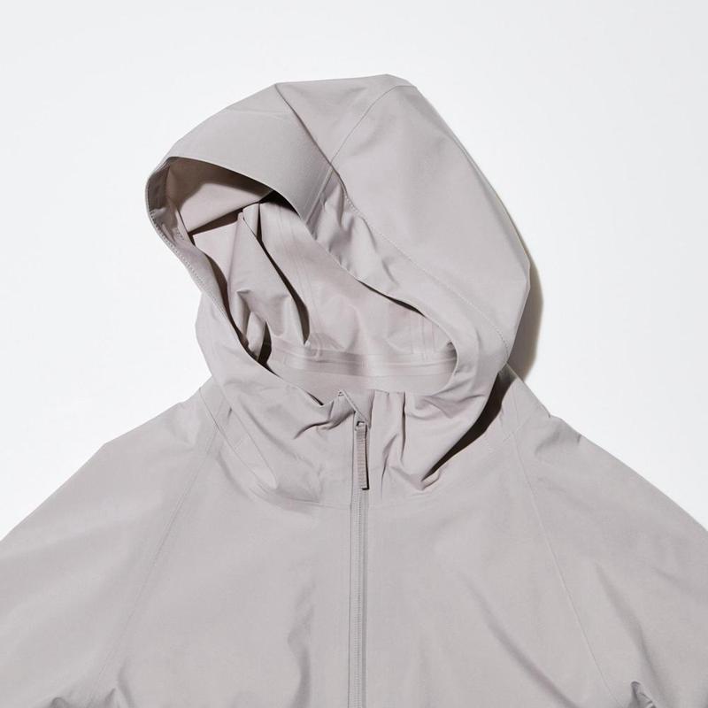 Uniqlo BLOCKTECH Women Parka Off White  US |  VLDU-37982