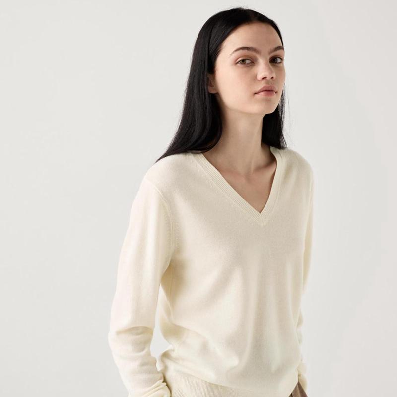 Uniqlo Cashmere V Neck Women Jumper Off White  US |  QITL-72851