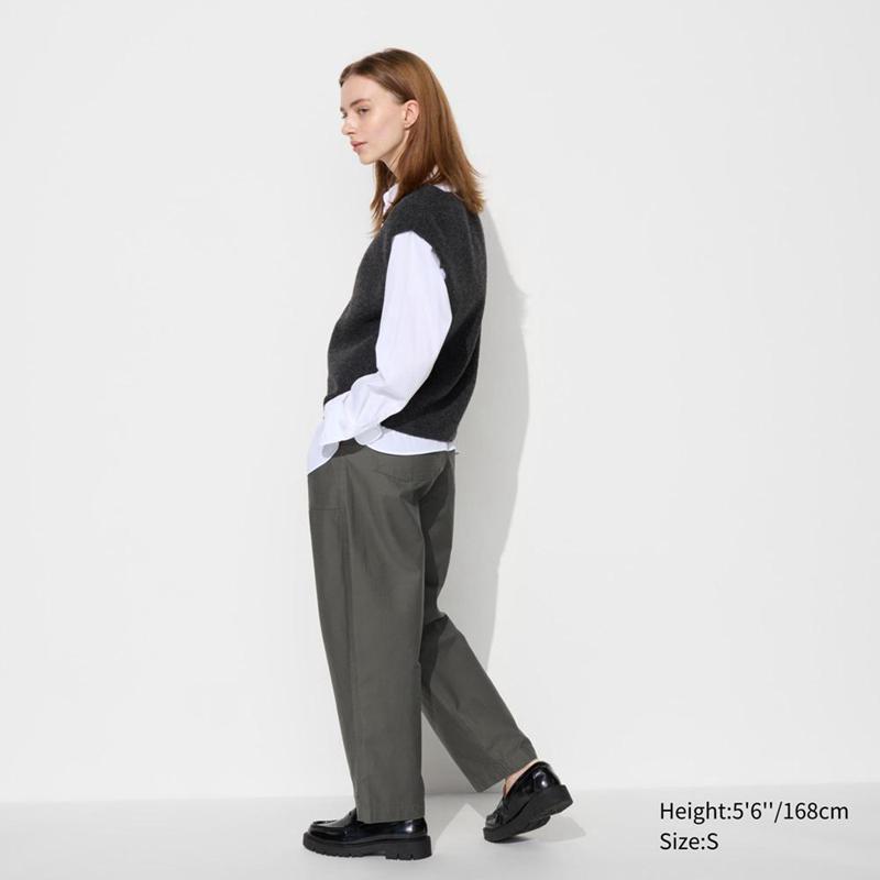 Uniqlo Curved Baker Women Trousers Black  US |  XVGS-67190