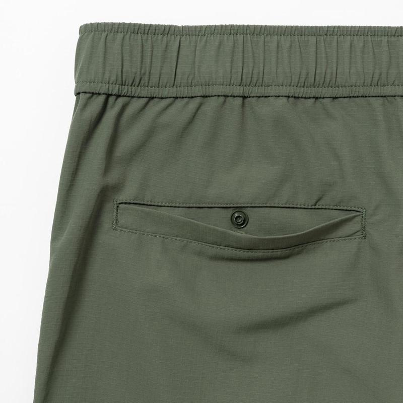 Uniqlo Geared Men Shorts Brown  US |  LUSD-09143