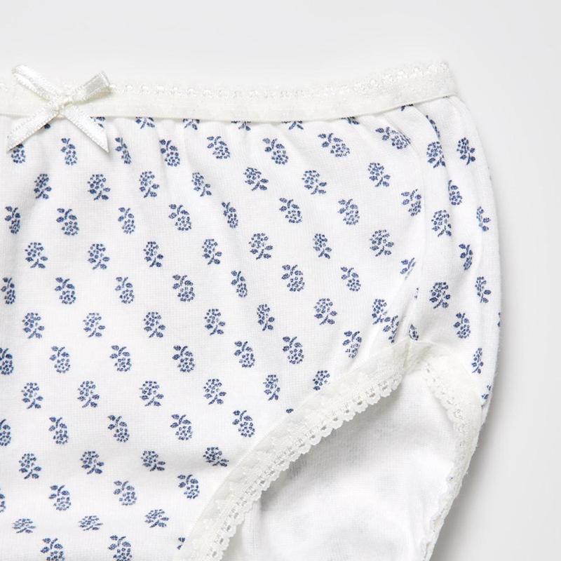 Uniqlo Girls Cotton (Flowers, 3 Pairs) Kids' Briefs Light Blue  US |  SXPV-96104