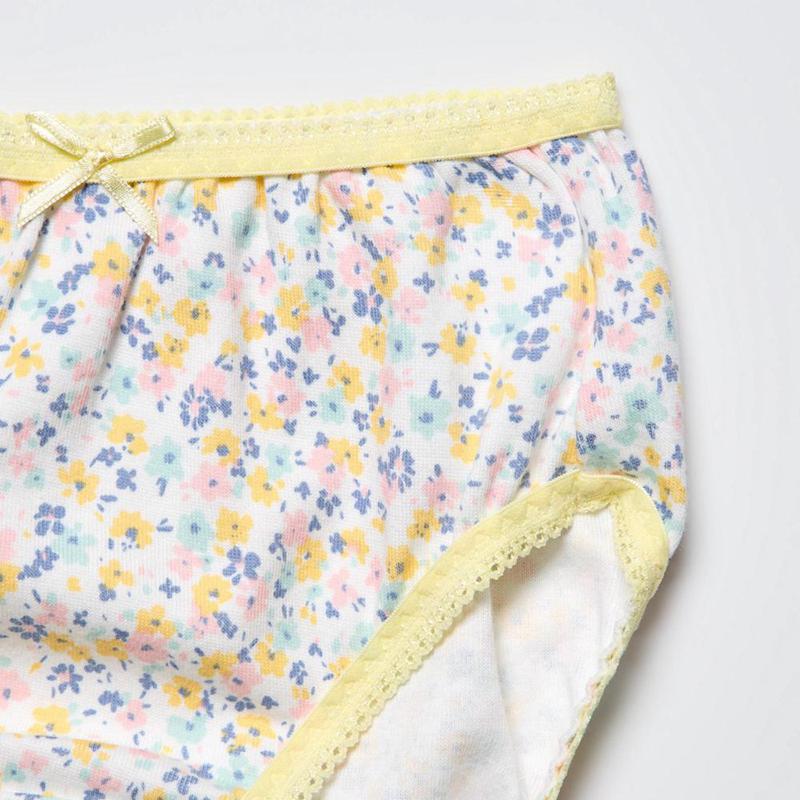 Uniqlo Girls Cotton (Flowers, 3 Pairs) Kids' Briefs Off White  US |  BALU-20183