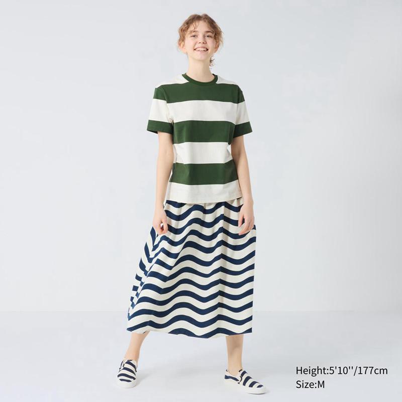 Uniqlo Graphic Women T-Shirts Olive  US |  FYAW-76284