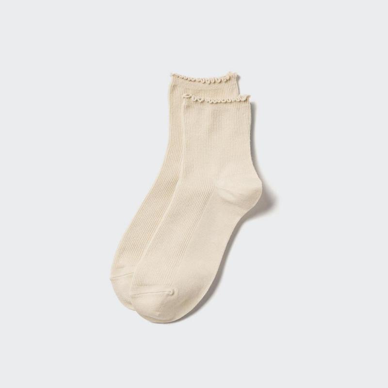 Uniqlo HEATTECH (Crew Mellow) Women Socks Tights Natural  US |  HMLX-18624