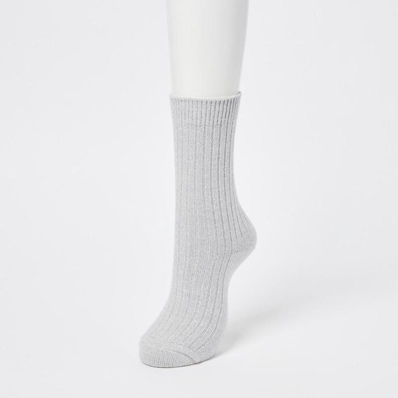 Uniqlo HEATTECH (Ribbed) Women Socks Tights Black  US |  AJBD-83429