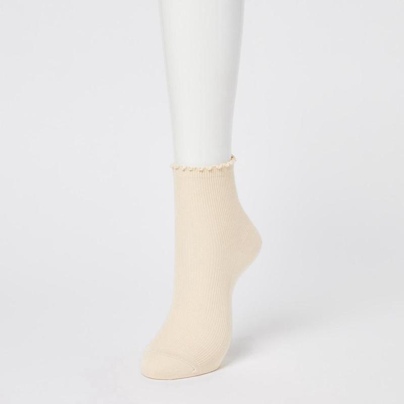 Uniqlo HEATTECH Women Socks Tights Black  US |  OASV-26513