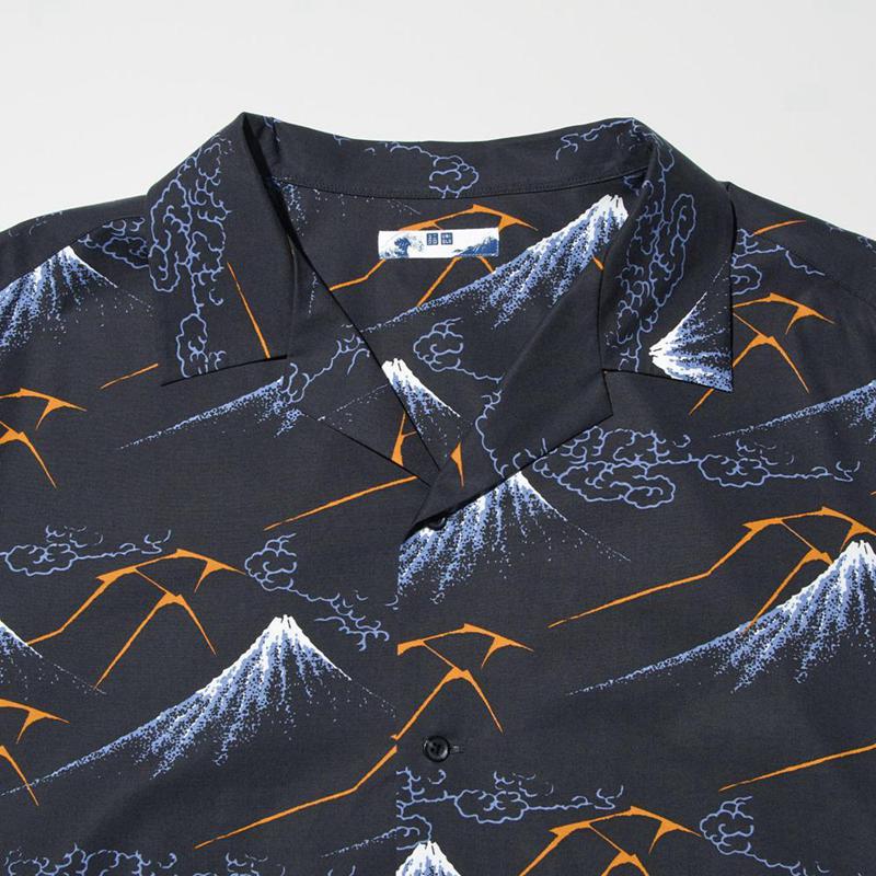 Uniqlo HOKUSAI BLUE Short Sleeved (Open Collar) Men Shirts Navy  US |  LQSU-51298