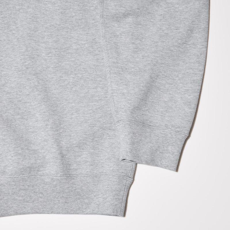 Uniqlo Louvre Archive UT Graphic Men Sweatshirt Grey  US |  QIVD-48079