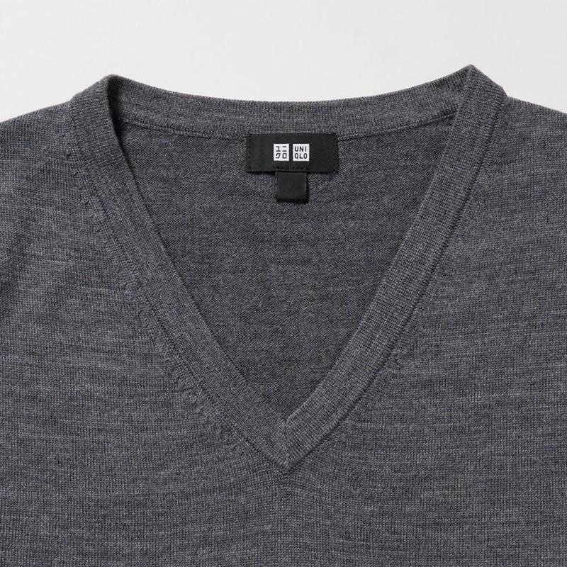 Uniqlo Merino V Neck Men Jumper Grey  US |  CHAG-79684