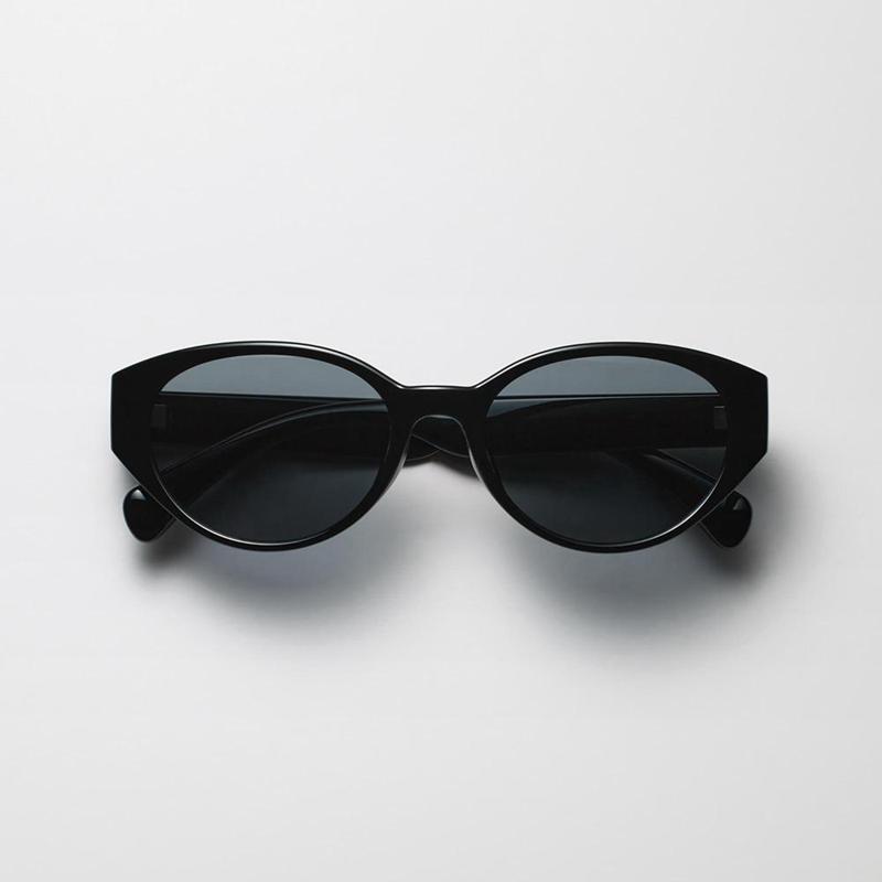 Uniqlo Oval Cat Women Sunglasses Dark Grey  US |  GLXU-79051