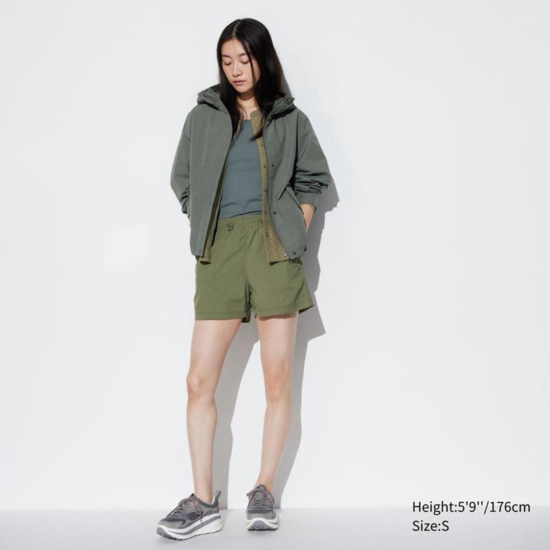 Uniqlo Parachute Women Shorts Black  US |  XZYR-97862