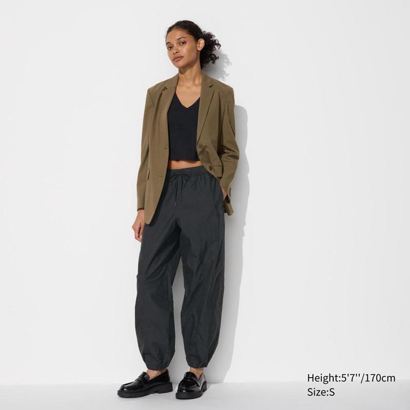 Uniqlo Parachute Women Trousers Black  US |  QRJB-65291