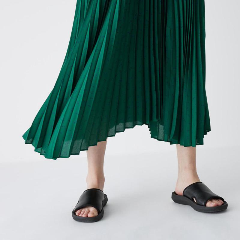 Uniqlo Pleated (Dots) Women Skirts Green  US |  GJLN-61879