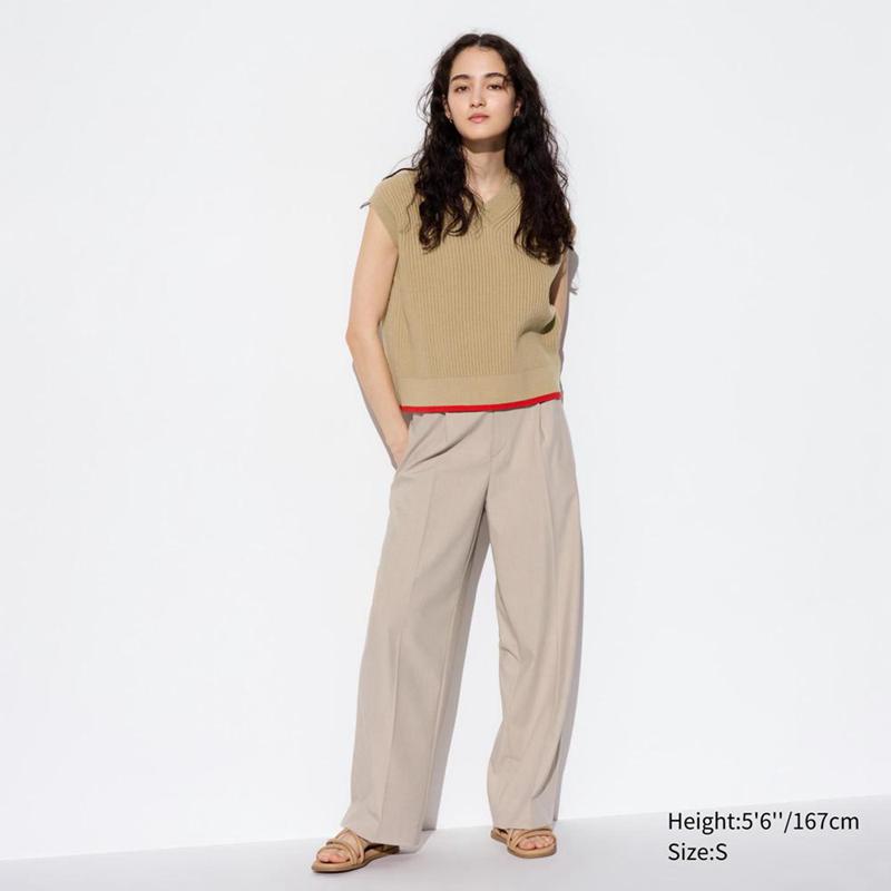 Uniqlo Pleated Wide Women Trousers Beige  US |  PKDS-23458