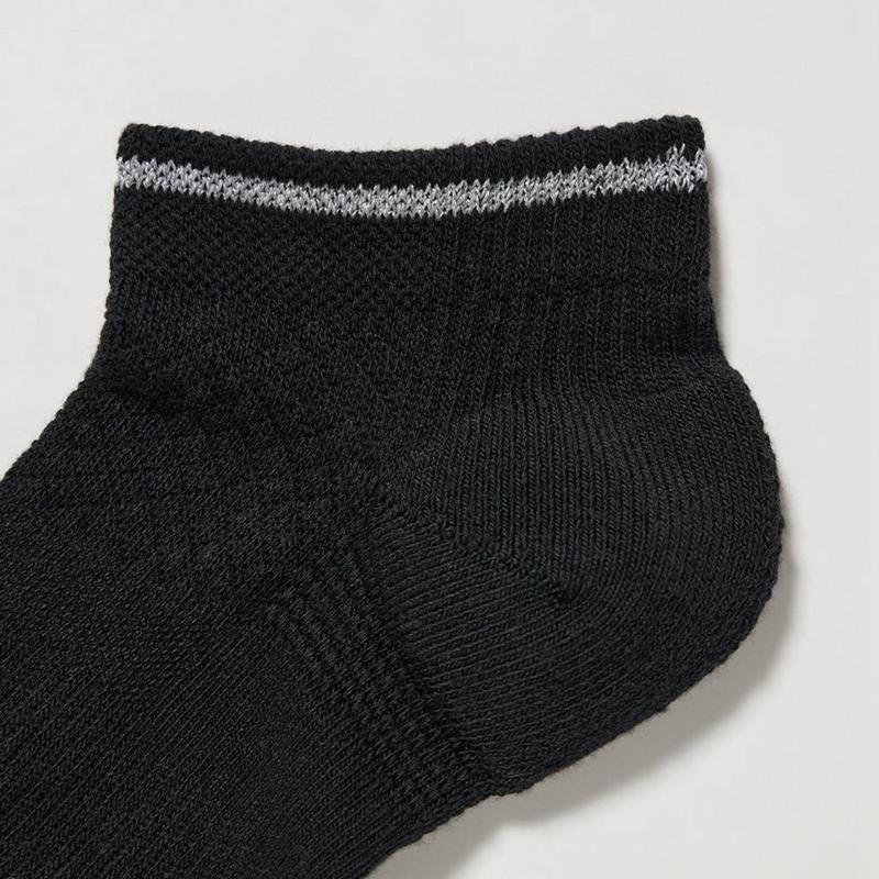 Uniqlo Short (Reflect, 3 Pairs) Kids' Socks Grey  US |  BHFI-95768