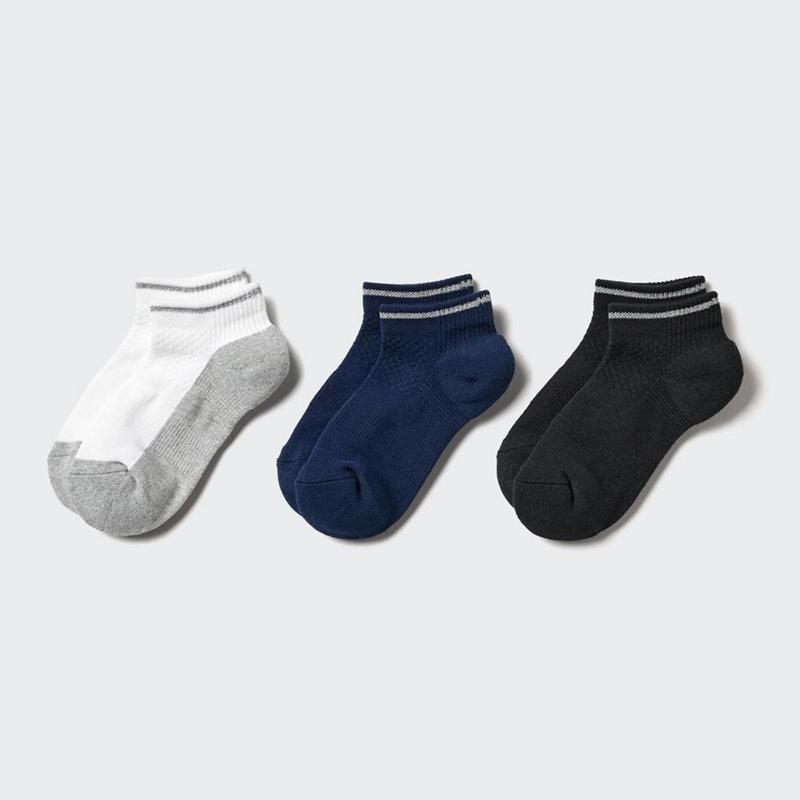 Uniqlo Short (Reflect, 3 Pairs) Kids\' Socks Grey  US |  WAPX-92538