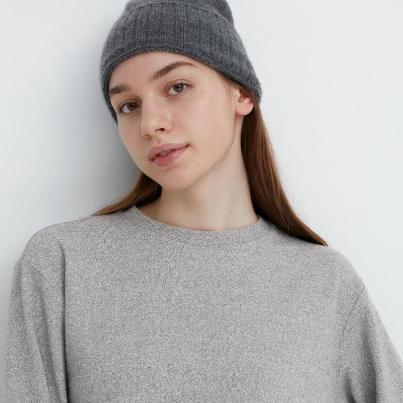 Uniqlo Soft Fleece Crew Neck Long Sleeved Women T-Shirts Grey  US |  GOJU-15928