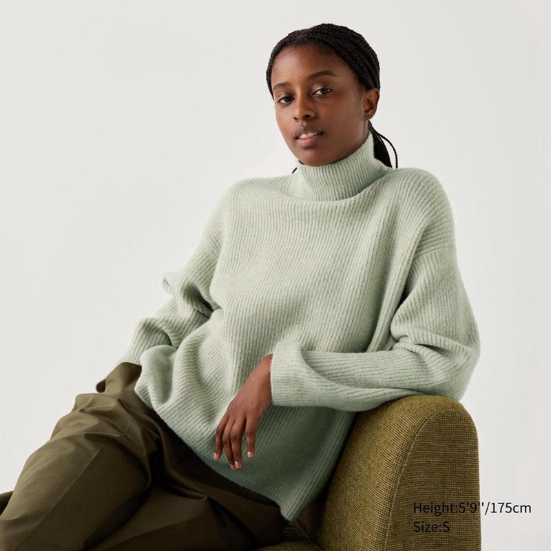 Uniqlo Soufflé Yarn High Neck Women Jumper Light Green  US |  CEYW-10643