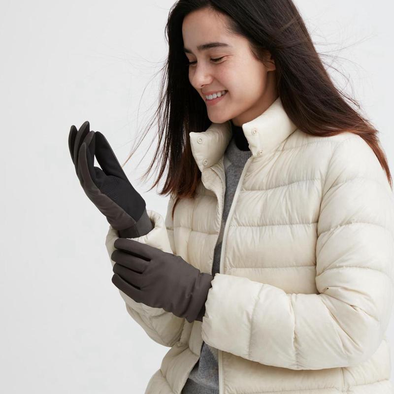 Uniqlo Touchscreen Women Gloves Black  US |  FGYC-27538