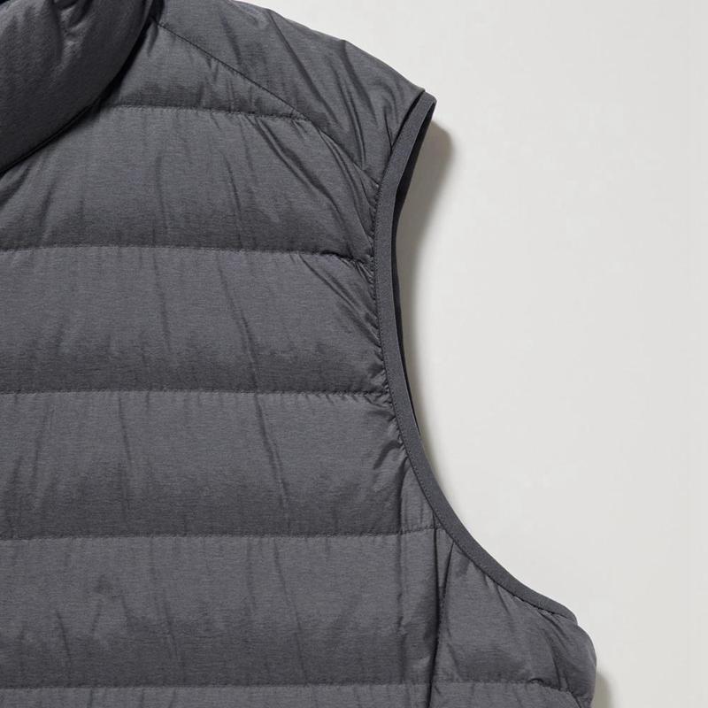 Uniqlo Ultra Light Down Quilted Men Down Vest Black  US |  PVYC-24763