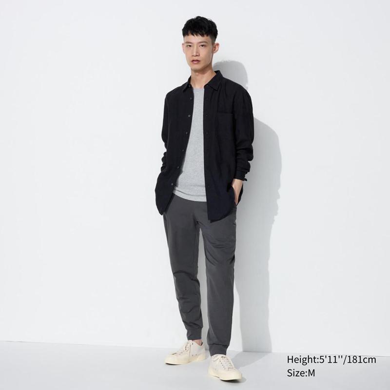 Uniqlo Ultra Stretch DRY-EX Men Joggers Dark Grey  US |  ZLVA-51942