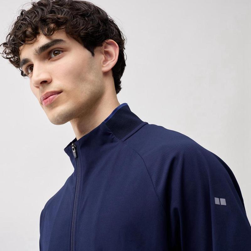 Uniqlo Ultra Stretch DRY Men Jackets Navy  US |  KUNT-69427